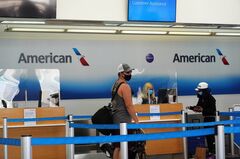 アメリカン航空、1万9000人を削減へ