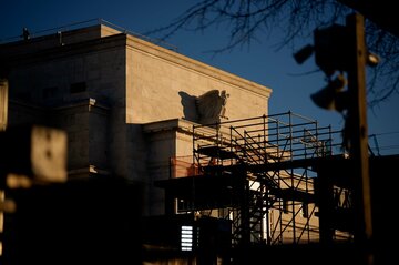 FRBパウエル議長を捜査　米検察