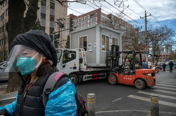 中国、コロナ規制を一部緩和　市民の抗議受け