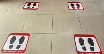 アムステルダム空港の男性トイレに「小さなハエの絵」が描かれている珍妙な理由