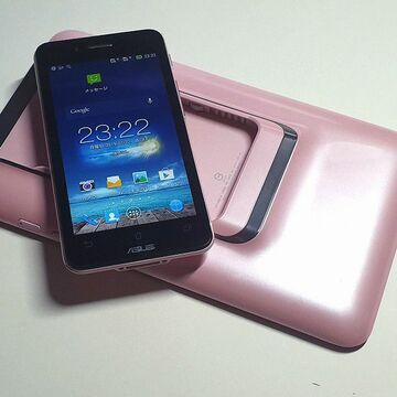 出るのが早すぎた!? ASUS「PadFone」は折りたたみスマホの先祖だった