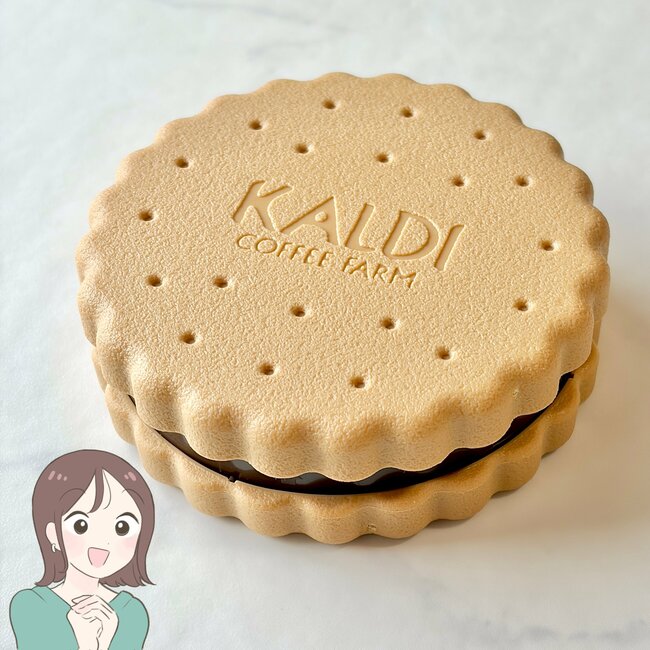 「絶対ほしかったやつ」店舗で見つけたらラッキー！カルディの“お菓子みたいな小物入れ”が可愛すぎる！「買えてよかった」「チョコレート部分も再現」