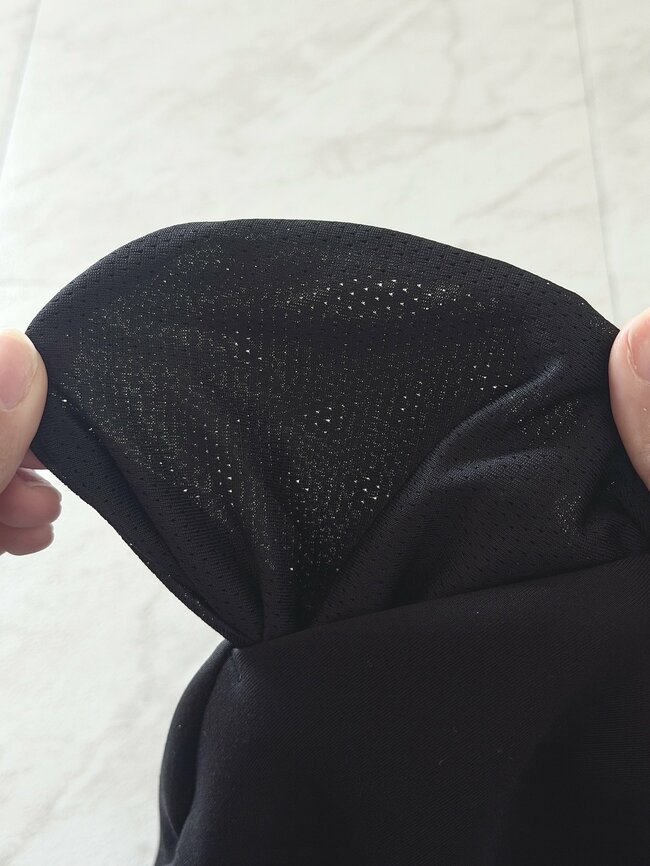 「有名スポーツメーカーのものと見劣りしない」ユニクロの“もちもちスウェット”あまりの気持ちよさに即買いした！「軽くてはき心地が非常に良い」「ここからの季節にヘビロテ」