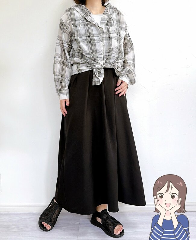 【しまむら】サッと羽織るだけで大人かわいい！1639円の「お尻まで隠せるブラウス」後ろ姿もスッキリ見えて感動！《購入レビュー》