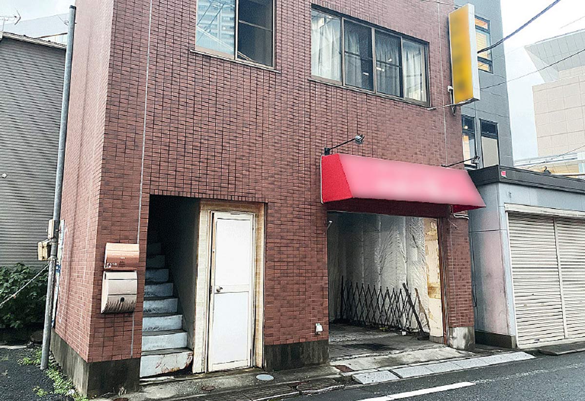 「立ち退き拒否のラーメン店をダンプカーで粉砕」が医療法人の仕業!?関係者の“奇怪な人脈”とは