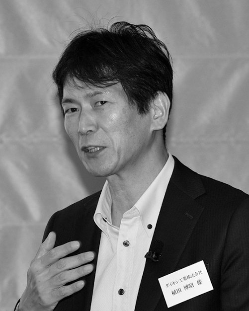 自社の強みをどのように再編集するか新たな成長へ向けた事業変革の形