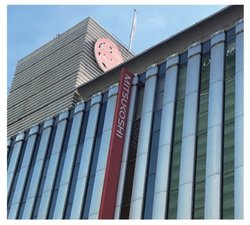 三越伊勢丹ホールディングスの2月売上の速報値によると、前年比で最も低かったのは三越銀座店で、36.2%減だった。