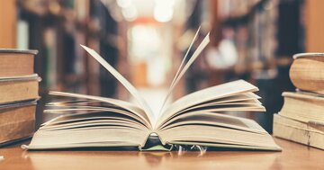 小谷野敦が「ポストモダンよりソクラテスを読め」という理由