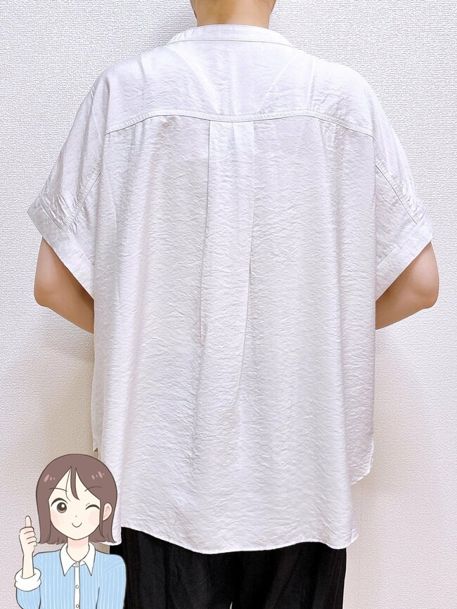 「毎日着たい」「色違いで購入」ハニーズの“楽ちんブラウス”すぽんと着るだけでオシャレ！「一目惚れしました」