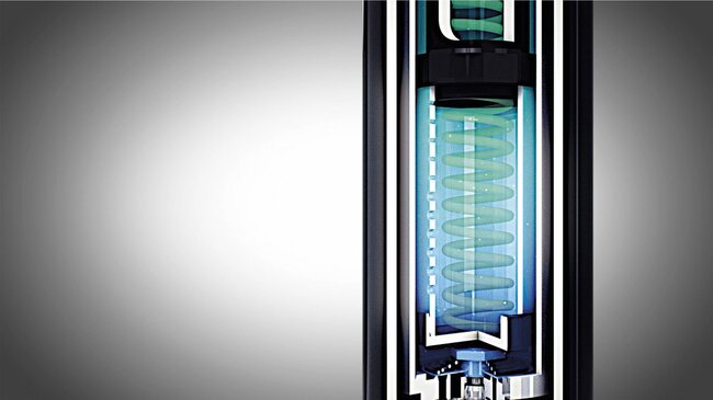 PHCはダンパー内部にセカンダリーダンパーを入れ、通常のダンパーより衝撃をいなしやすい構造にしている