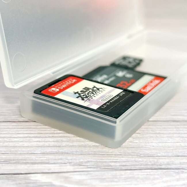 「思いついた人は素晴らしい！」無印良品の“120円ケース”がまとめ買いして大正解…！「大きさが最高」「100均にありそうでない」