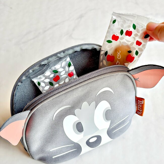 とんでもなく可愛い…！タリーズ×トムとジェリーの「ガバッと開くポーチ」マチが広くて使いやすい！