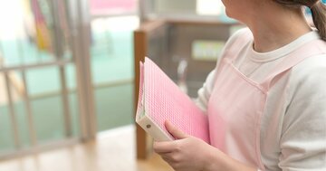 保育園に「ていねいな連絡帳」を求める親が知らない事実