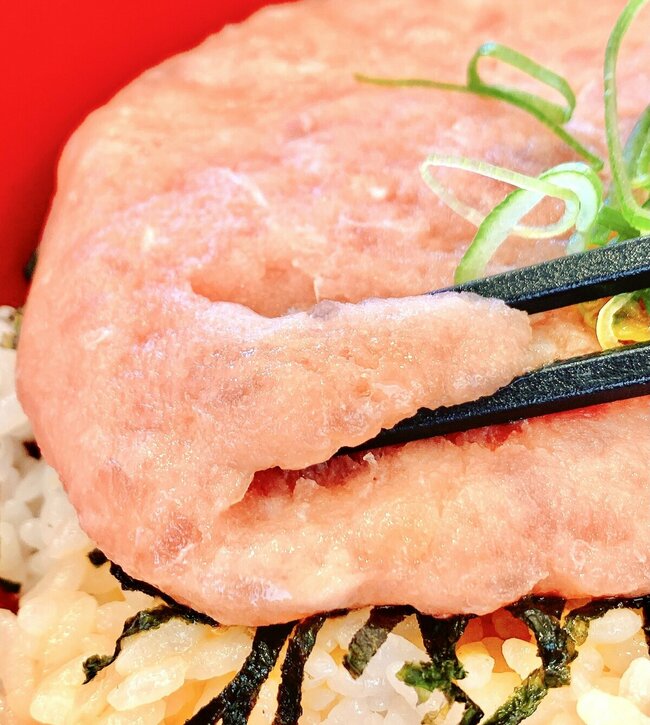 「毎日これでもいい」「一番好きなやつ」ほっともっとの“やみつき限定メニュー”お肉たっぷりで食べ応えバツグン！「通年メニューにしてくれん？」