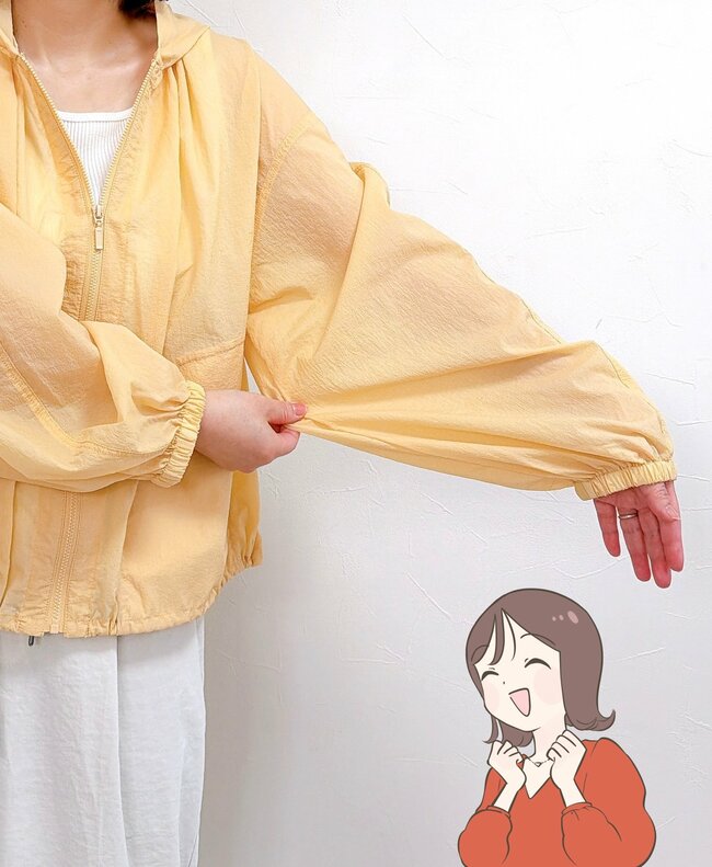 「ママ友にも褒められました！」GUの“めちゃ軽アウター”が涼しくて快適…！「シルエットが最高に可愛い」「50を過ぎてますがオシャレになれる！」
