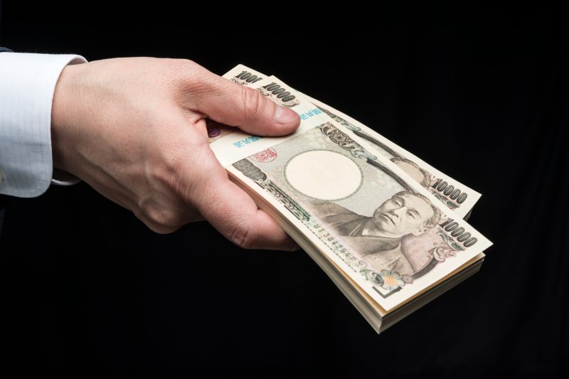 【国税OBが明かすお金】真の億万長者は無駄遣いをしない“納得の理由”