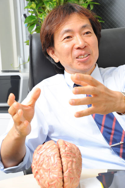 あなたの脳は、右利き?左利き?「利き脳」の見分け方