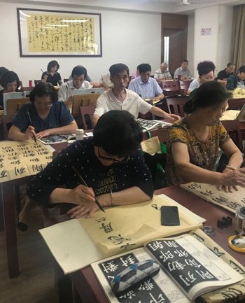 老年大学の書道教室