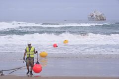 米巨大ITの海底ケーブル出資拡大、支配ここにも