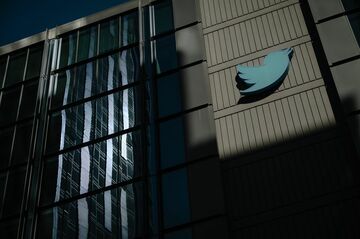米ツイッター、新CEOを採用＝マスク氏
