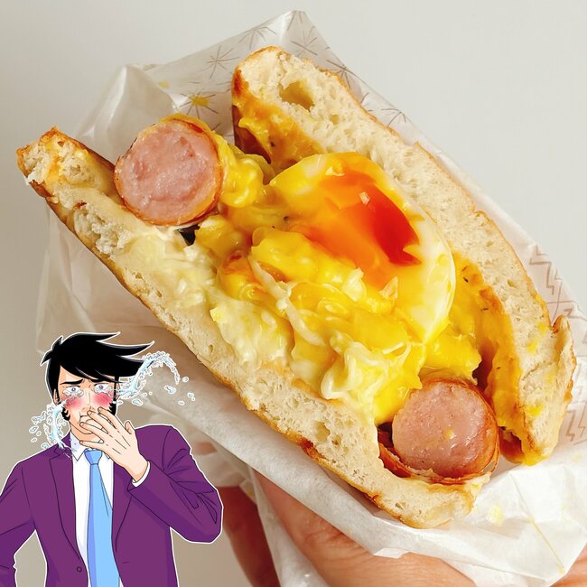 「ウマすぎて笑いが出る」「感動レベル」モスバーガーの“豪快すぎるメニュー”最後の一口まで絶品です!「並んだ甲斐ありました」《実食レビュー》