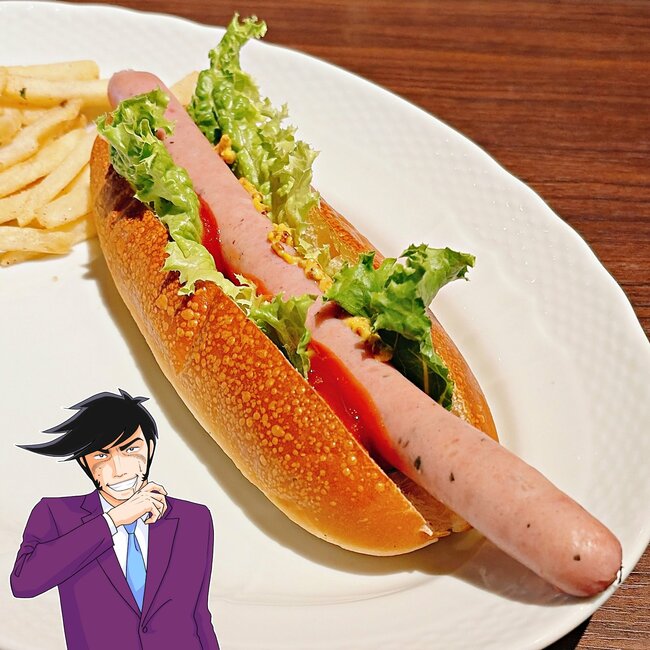 【星乃珈琲】こりゃ通い詰めたくなるわ…!500円の“豪快メニュー”具材がはみ出しちゃってるよ!「想像してたより大きい」「コスパかなり良き」《実食レビュー》