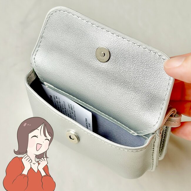 カードや診察券が30枚入った！しまむらの「お財布がいらないミニショルダー」お金やカード、カギをまとめて収納できて天才！
