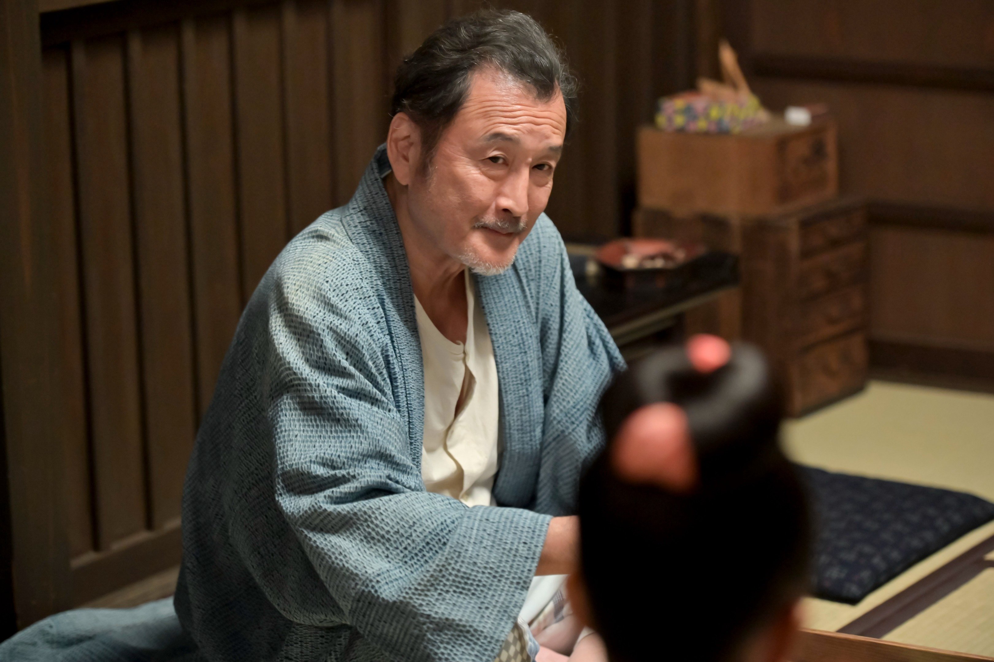 『花子とアン』でブレイクした吉田鋼太郎が誓う「朝ドラ」への恩返し、コンプラ時代に“頑固オヤジ”をどう作る?【あんぱん】