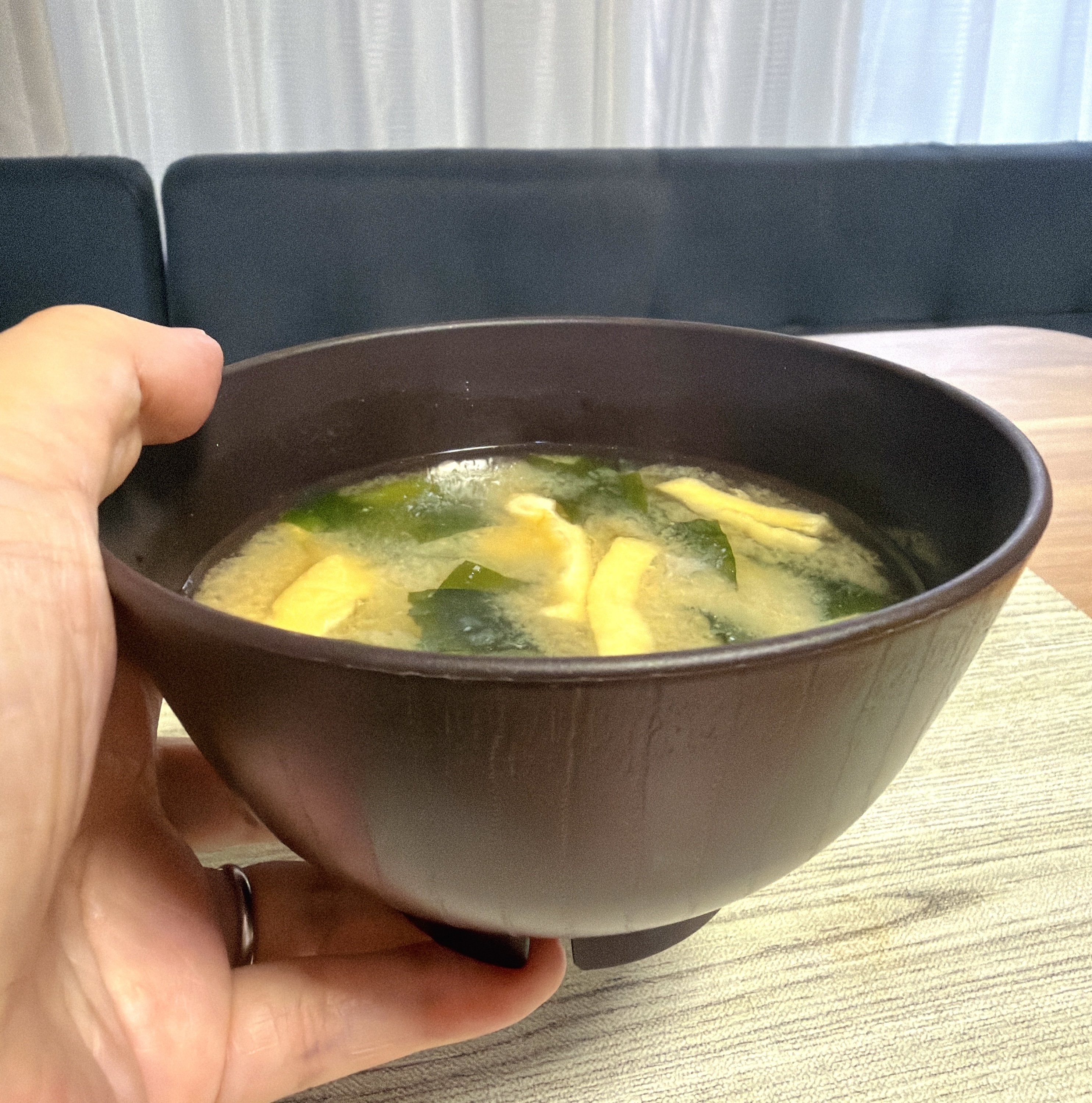 家のお椀、全部これにしたい…！セリアで見つけた「水がたまりにくい食器」が天才！洗い物のプチストレスが解消したよ【購入レビュー】