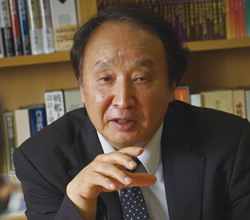 TPPによる規制緩和で経済復活は幻想<br />RCEPや日中韓FTAを優先すべき<br />――金子勝・慶應義塾大学経済学部教授インタビュー