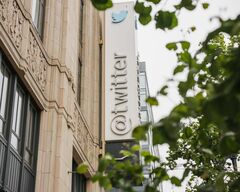 マスク氏とツイッター、買収額引き下げで交渉するも合意せず