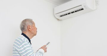 「エアコンをつけていたのに熱中症?」高齢の親を守る100均アイテムとは【介護のプロが伝授】