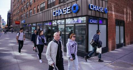 米銀行株の下落、金利低下だけが理由にあらず