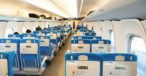 新幹線で「お医者さまはいませんか？」→真っ先に“手を挙げた人”の正体にビックリ！