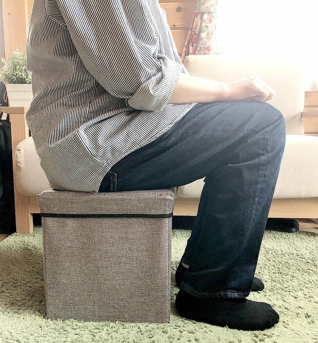 冬物ニットが6枚入った…！3COINSの“おしゃれ大容量ボックス”衣替えにめっちゃ使える！「今まで何十個も購入しています」「クローゼットの棚にピッタリ」