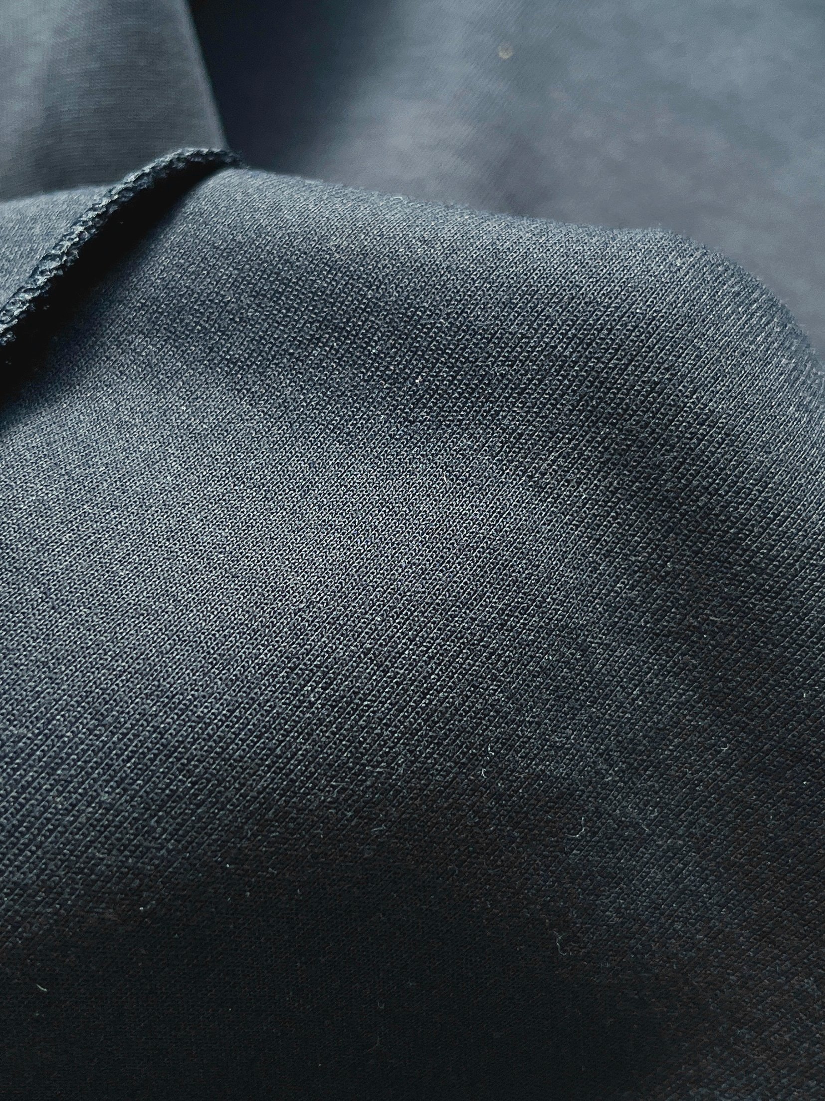 「好きすぎて全色買いました！」ユニクロの“楽ちんワイドパンツ”ダボっとした感じが可愛い！「通勤でも家でも愛用」「シルエットがとてもキレイ」