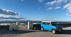 車中泊ファンの新聖地「RVパーク」の使い勝手は?食う・寝る・働くを試してみた〈再配信〉