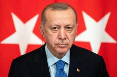 深刻化するトルコ経済危機　コロナ禍追い打ち