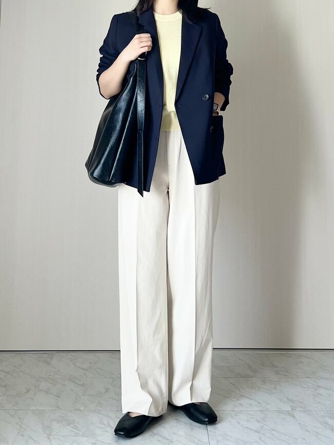 色違いも欲しくなる…！ユニクロの「ふんわりトップス」着るだけで春らしいコーデが完成します！