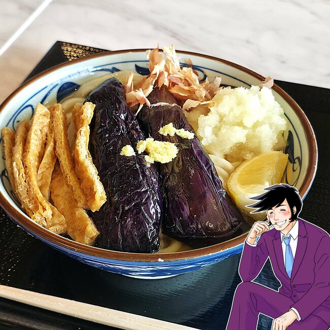 「神かもしれない」「ガチうまかった」丸亀製麺の“豪快すぎるメニュー”具材がドーンとのってて笑っちゃった！「めちゃくちゃ大っきくて嬉しい」【実食レビュー】