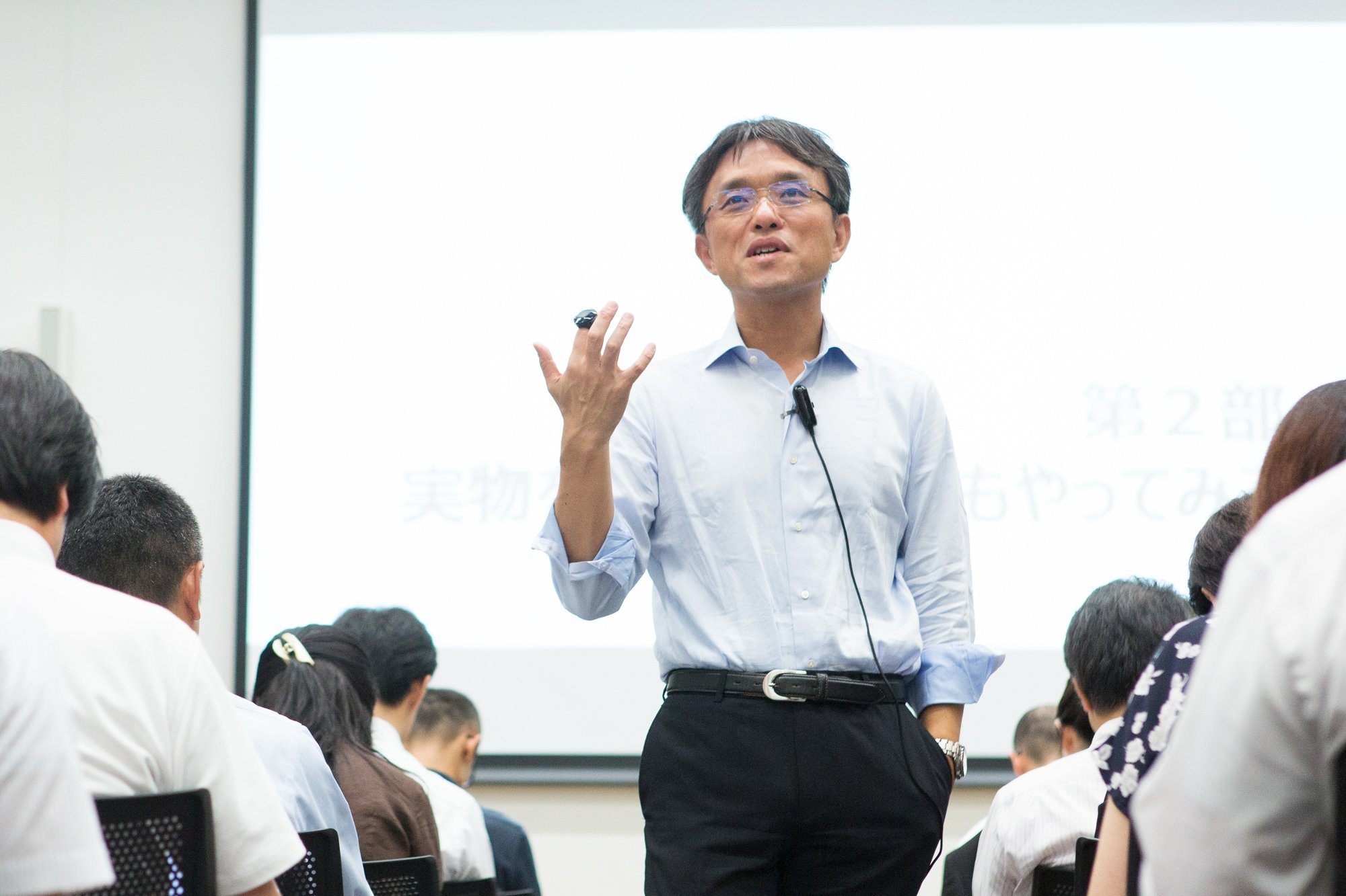 ウィズコロナ時代の「1on1」、部下の成長につながる「傾聴」とは?
