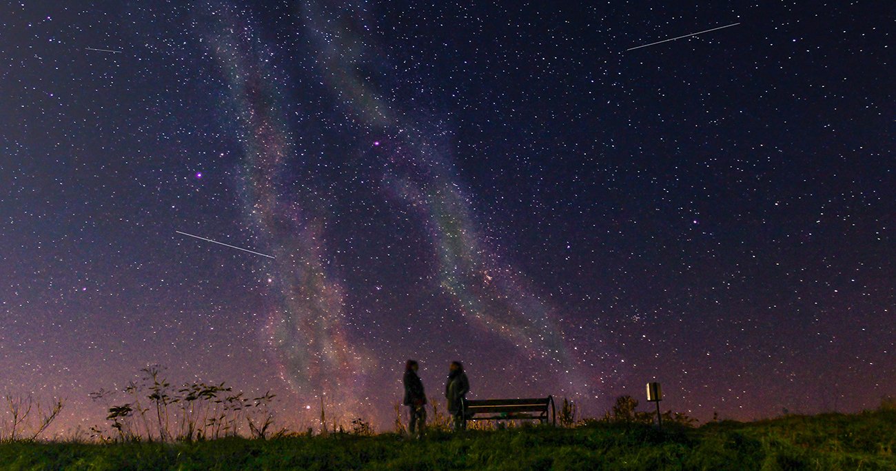 9歳のギモンに国立天文台の先生がやさしく解説！「宇宙には重力がないのに、なぜ流れ星は落ちてくるの？」