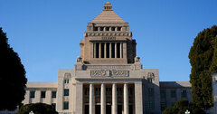 財務省セクハラ問題に飛びついた野党の愚、得したのは一体誰か