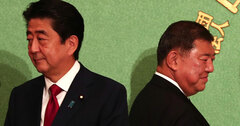 安倍3選でも前途多難、「参院選後に首相交代」シナリオも