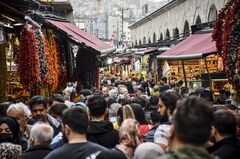 豪華ヨットに大金、トルコに流れるロシアマネー