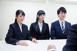 日米の学生の就職希望先から見える「未来を創る企業」