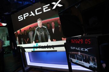 スペースX、AIコーディングのカーソル買収へ　600億ドル