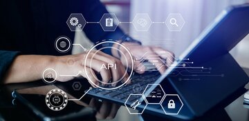 オリックス銀行「勘定系システム」クラウド移行の苦労と成果を公開！費用削減効果は…