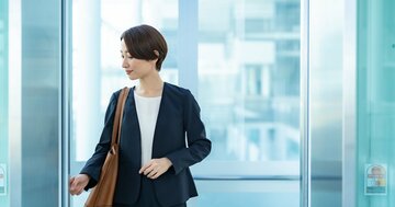 職場で出世する人の89％が「エレベーター」に乗った時に必ずやっていること