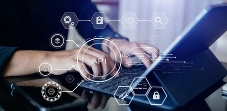 オリックス銀行「勘定系システム」クラウド移行の苦労と成果を公開！費用削減効果は…